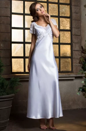 Элегантная длинная сорочка Lady in white