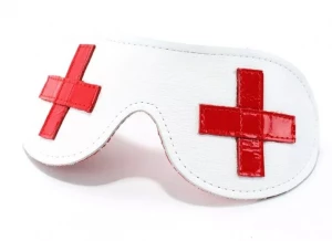 Маска из натуральной белой кожи с красными лаковыми крестами