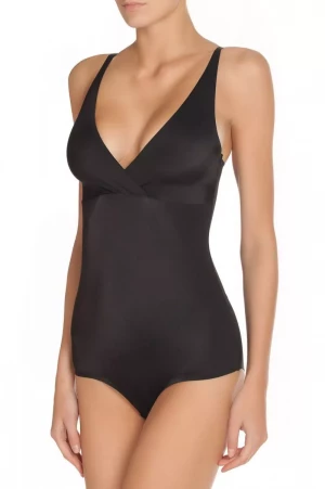 Эффектное боди средней степени коррекции